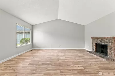 1921 SW 307th Street #B, Federal Way, WA 98023 - Photo 2