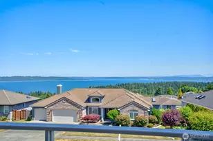 1920 Parkview Dr NE, Tacoma, WA 98422 - Photo 16