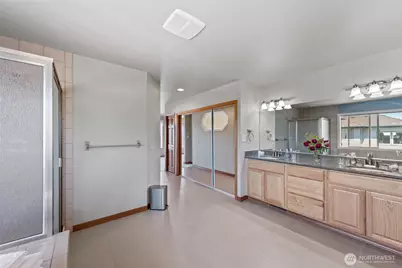 1920 Parkview Drive NE, Tacoma, WA 98422 - Photo 20