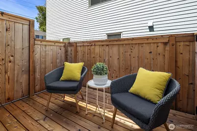 1810 NW 85th Street, Seattle, WA 98117 - Photo 6