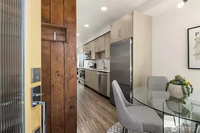 1810 NW 85th Street, Seattle, WA 98117 - Photo 2