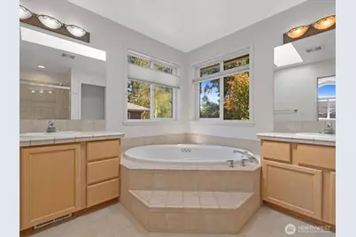 7850 123rd Avenue NE, Kirkland, WA 98033 - Photo 8