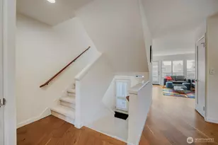 10108 NE 63rd St, Kirkland, WA 98033 - Photo 14