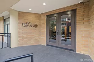 1300 University St, Seattle, WA 98101 - Photo 18