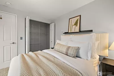1300 University Street #4C, Seattle, WA 98101 - Photo 10