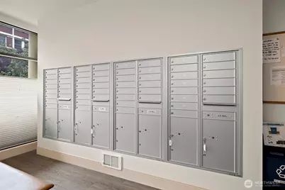 1300 University Street #4C, Seattle, WA 98101 - Photo 24