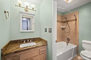 1300 University St, Seattle, WA 98101 - Photo 12