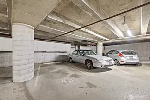 1300 University St, Seattle, WA 98101 - Photo 26