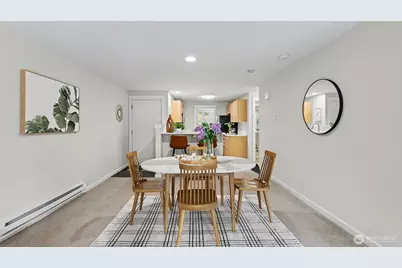 742 Kirkland Circle #E-205, Kirkland, WA 98033 - Photo 8