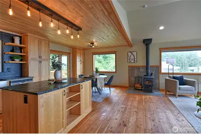 305 Baker Way, Camano Island, WA 98282 - Photo 12