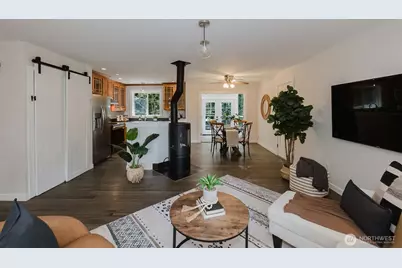 7685 NE Harbor View Drive, Poulsbo, WA 98370 - Photo 18