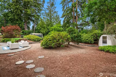 14213 143rd Avenue SE, Renton, WA 98059 - Photo 32