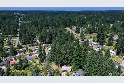 12608 215th Avenue Ct E, Bonney Lake, WA 98391 - Photo 2