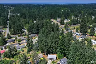 12608 215th Ave Ct E, Bonney Lake, WA 98391 - Photo 2
