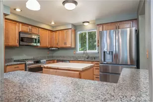 12608 215th Ave Ct E, Bonney Lake, WA 98391 - Photo 14