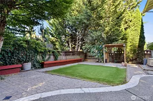 21226 SE 26th St, Sammamish, WA 98075 - Photo 30