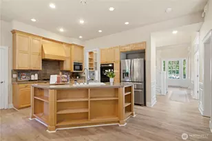 21226 SE 26th St, Sammamish, WA 98075 - Photo 12