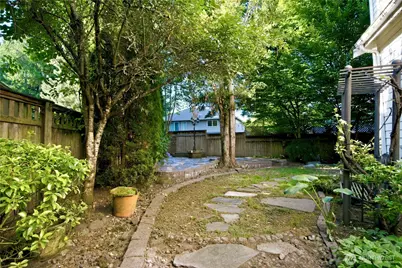 21226 SE 26th Street, Sammamish, WA 98075 - Photo 34