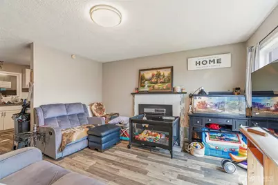 2411 Burcham Street, Kelso, WA 98626 - Photo 14
