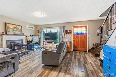 2411 Burcham Street, Kelso, WA 98626 - Photo 6