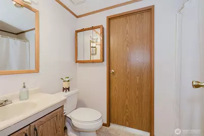 881 E Cedar Street, Belfair, WA 98528 - Photo 24