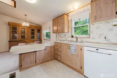 881 E Cedar Street, Belfair, WA 98528 - Photo 14