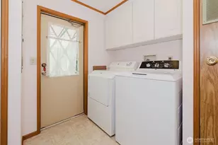881 E Cedar St, Belfair, WA 98528 - Photo 28