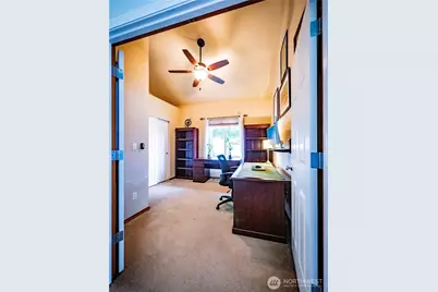 9121 Paradise View Street SE, Yelm, WA 98597 - Photo 6