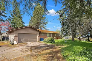 3737 Park Ave N, Renton, WA 98056 - Photo 2