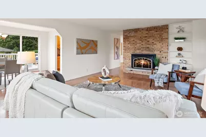 1011 Carol Way, Edmonds, WA 98020 - Photo 8