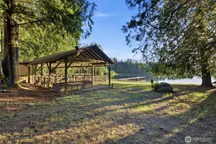 1052 E Mason Lake Dr W, Grapeview, WA 98546 - Photo 10