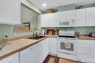 4304 S 220th Pl, Kent, WA 98032 - Photo 16