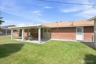 933 Vine Ave, Sunnyside, WA 98944 - Photo 30