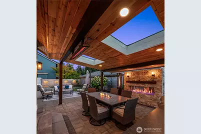 17655 86th Avenue NE, Bothell, WA 98011 - Photo 2