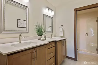 695 3rd Street #B, Langley, WA 98260 - Photo 18
