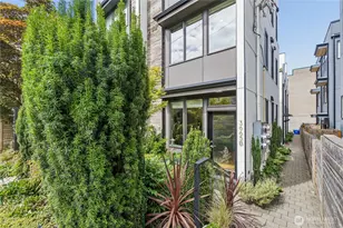 3665 Interlake Ave N, Seattle, WA 98103 - Photo 1