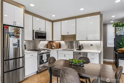 3665 Interlake Avenue N #B, Seattle, WA 98103 - Photo 4