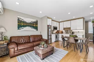 3665 Interlake Ave N, Seattle, WA 98103 - Photo 2