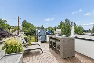 3665 Interlake Ave N, Seattle, WA 98103 - Photo 16