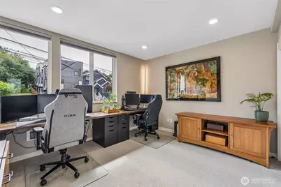 3665 Interlake Avenue N #B, Seattle, WA 98103 - Photo 8