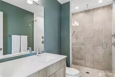 3665 Interlake Avenue N #B, Seattle, WA 98103 - Photo 10