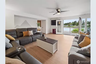 1119 Lake Vista Boulevard S, Spanaway, WA 98387 - Photo 6