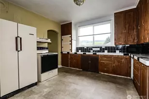 1111 Chenault Ave, Hoquiam, WA 98550 - Photo 6