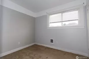 1111 Chenault Ave, Hoquiam, WA 98550 - Photo 8