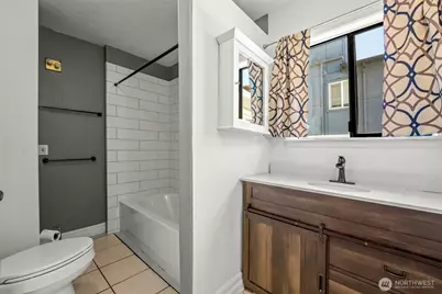 3540 S Kenyon St, Seattle, WA 98118 - Photo 12