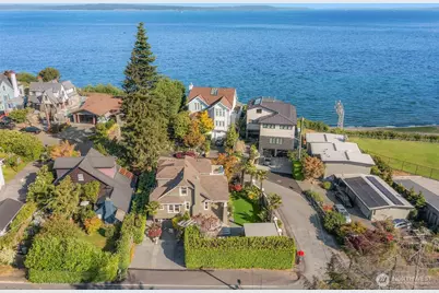 9835 Triton Drive NW, Seattle, WA 98117 - Photo 4