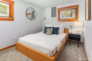 9835 Triton Dr NW, Seattle, WA 98117 - Photo 36