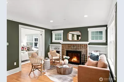 6742 7th Avenue NW, Seattle, WA 98117 - Photo 8