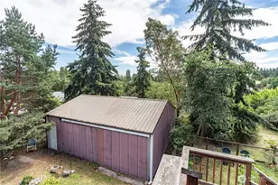 135 Woodland Ave, Port Townsend, WA 98368 - Photo 2