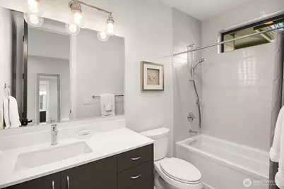 410 98 Avenue NE, Bellevue, WA 98004 - Photo 24